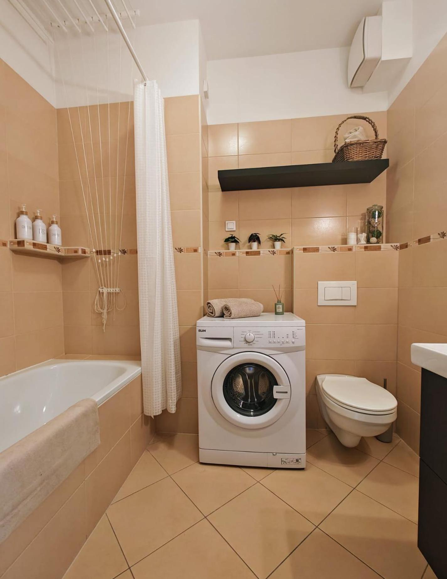 Green City Apartment Budapest - Free Garage, Ac, Balcony, Wi-Fi Будапешт Экстерьер фото